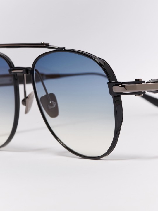 John Dalia Akira 321