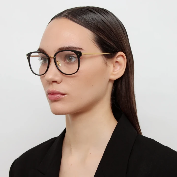 Linda Farrow Cyrus 1484 C1